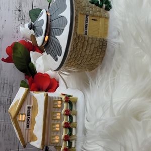 CHRISTMAS KURT S ADLER PORCELAIN LIGHTED PIG BARN